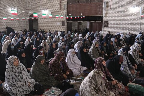 تصاویر/ نماز جمعه قزوین از قاب دوربین
