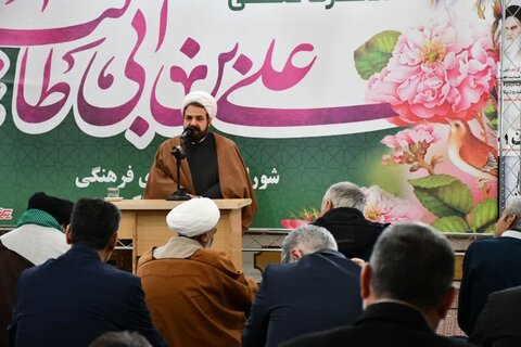 تصاویر/ جشن میلاد با سعادت حضرت علی (ع) در مسجد جامع شهرستان ماکو