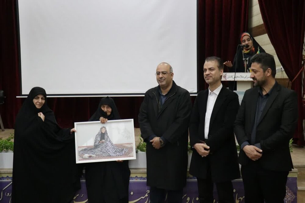 رونمایی از مستند "مرضیه" در فرهنگسرای فیض کاشانی + عکس