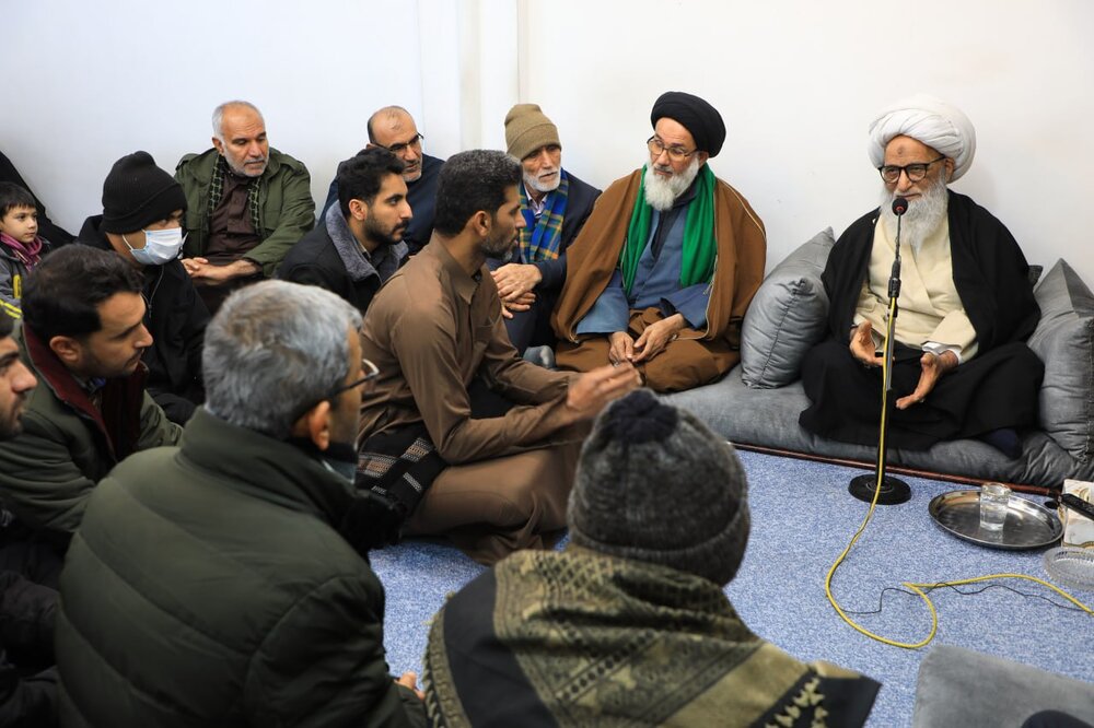 مومنہ خواتین خود کو اخلاق و کردار حضرت فاطمہ زہراء (ع) سے مزین کریں