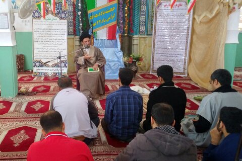 امام جمعه دیر در جمع معتکفین