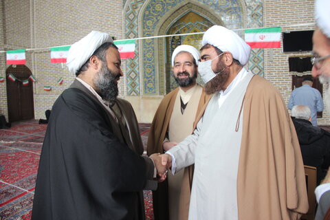تصاویر / بازدید مدیر حوزه علمیه قزوین از مراسم معنوی اعتکاف با حضور امام جمعه قزوین
