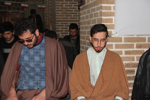 تصاویر / بازدید مدیر حوزه علمیه قزوین از مراسم معنوی اعتکاف با حضور امام جمعه قزوین