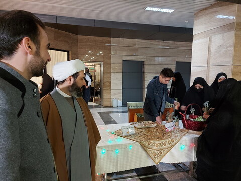 تصاویر/ برگزاری جشن بزرگ روز پدر و بزرگداشت ولادت امام علی (ع) در ایستگاه میدان ساعت متروی تبریز
