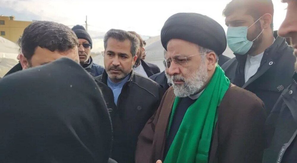 رئیس جمهور به اردوگاه اسکان اضطراری زلزلهزدگان رفت + عکس