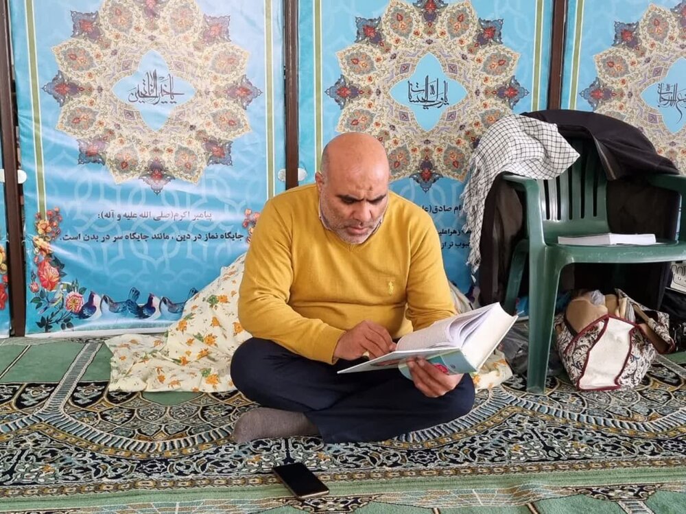 دشمن با جنگ ترکیبی و شناختی به دنبال ناامیدکردن مردم از انقلاب است