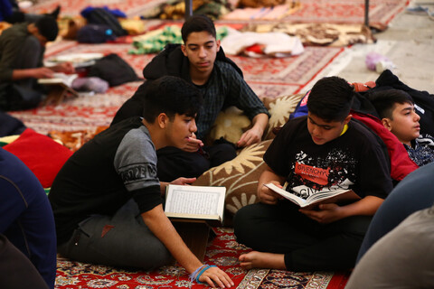 حضور پر شور دانش آموزان اصفهانی در مراسم معنوی اعتکاف