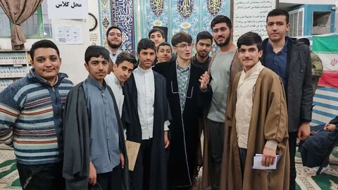 تصاویر/ برگزاری مراسم اعتکاف طلاب مدرسه علمیه المهدی (عج) آران وبیدگل