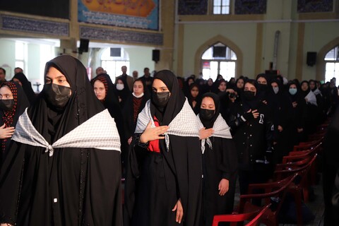 تصاویر /  اجتماع بزرگ دختران زینبی در همدان