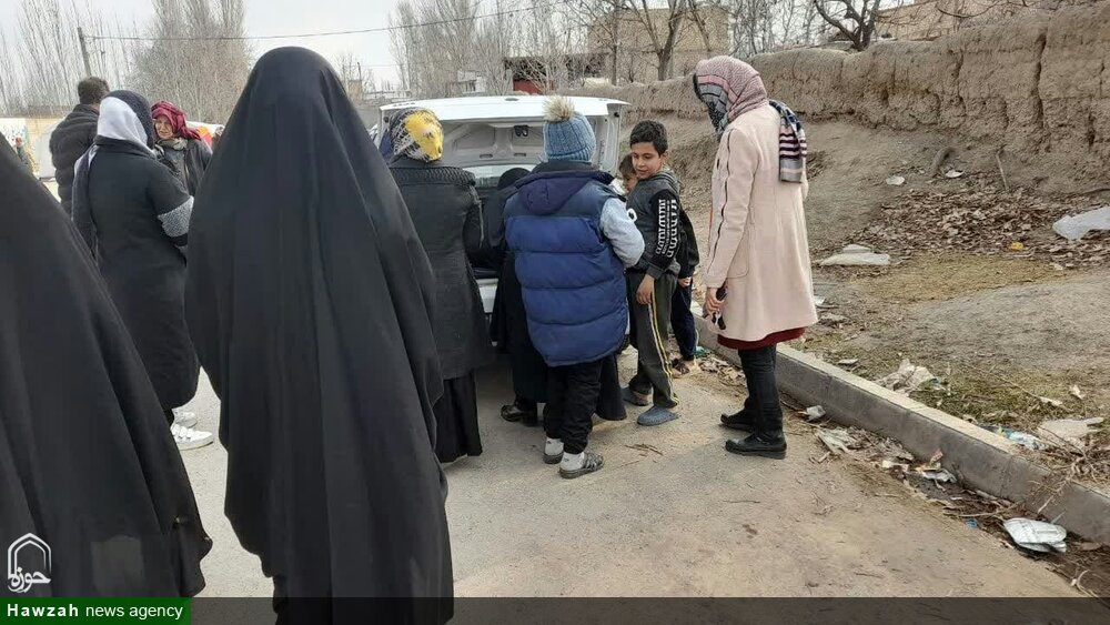 فعالیت جهادی بانوان آذربایجان غربی در زلزله خوی