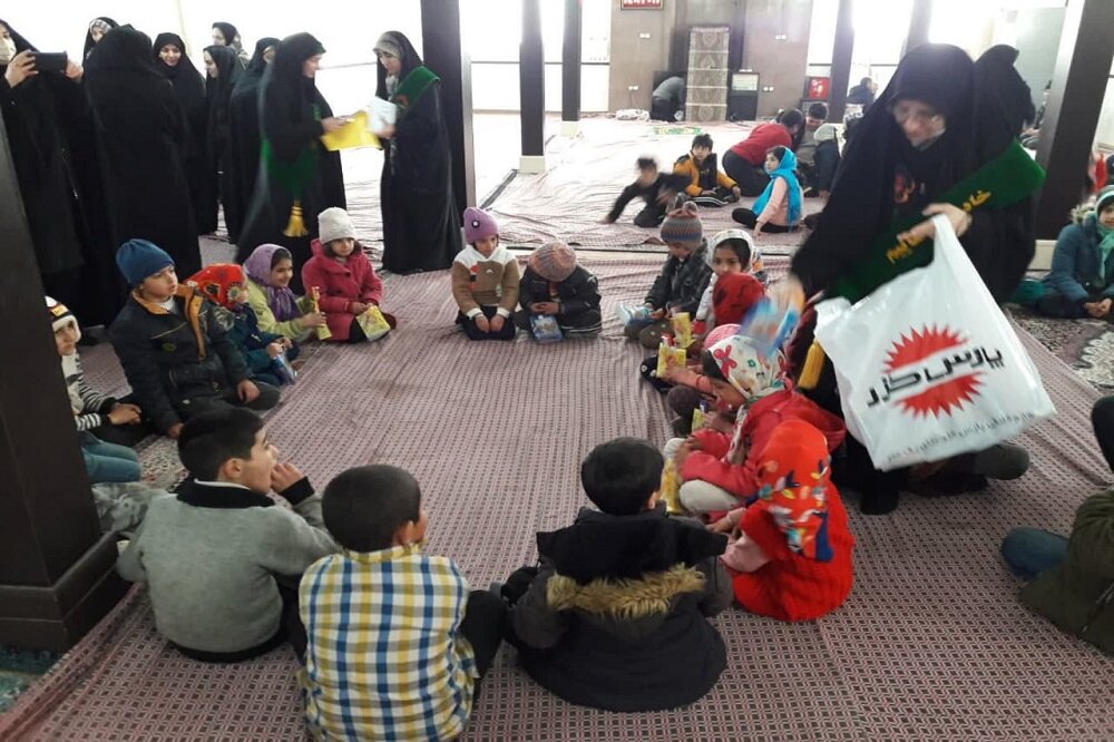 فعالیت جهادی بانوان آذربایجان غربی در زلزله خوی