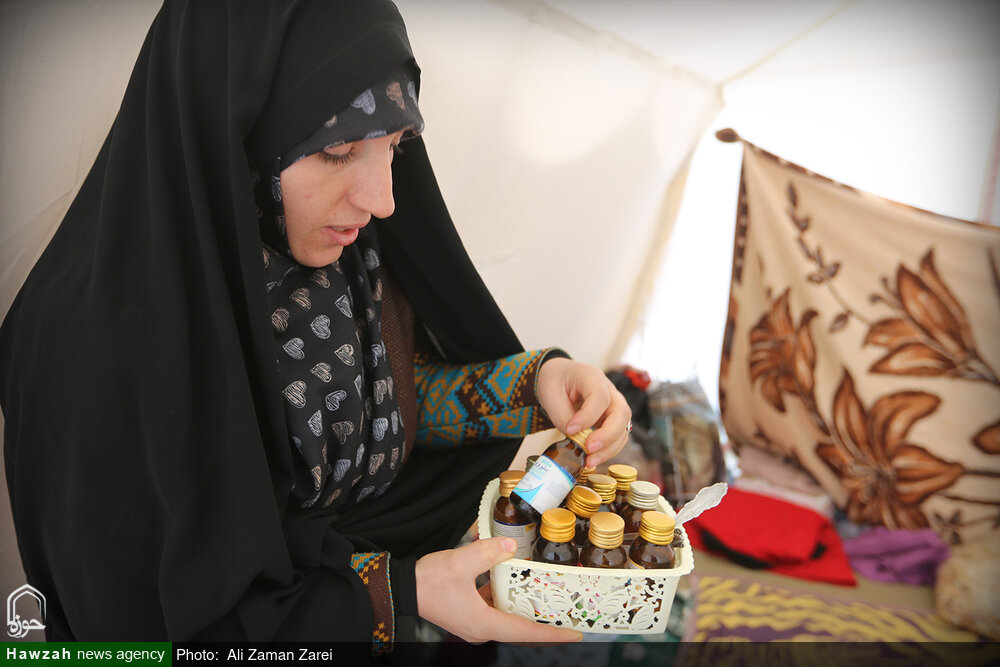 طلبهای که معتکف مخروبههای شهر خوی شد