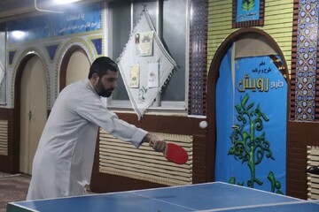 تصاویر/ مسابقات ورزشی مدرسه علمیه امام خمینی(ره) ارومیه بمناسبت دهه فجر