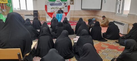 برگزاری نشست بصیرتی با موضوع مفهوم و ماهیت آزادی زنان در اسلام ویژه خواهران طلبه نورآبادی