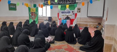 برگزاری نشست بصیرتی با موضوع مفهوم و ماهیت آزادی زنان در اسلام ویژه خواهران طلبه نورآبادی