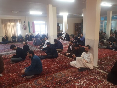 تصاویر/ جشن انقلاب در مدرسه علمیه ولیعصر(عج)تبریز