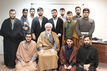 تصاویر/ تجلیل طلاب مدرسه علمیه امام خامنه ای ارومیه از اساتید