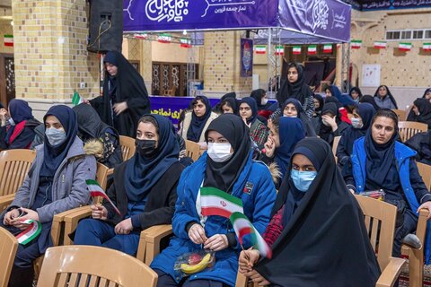 تصاویر / همایش استانی دختران انقلاب از سوی دفتر نماینده ولی فقیه در استان قزوین