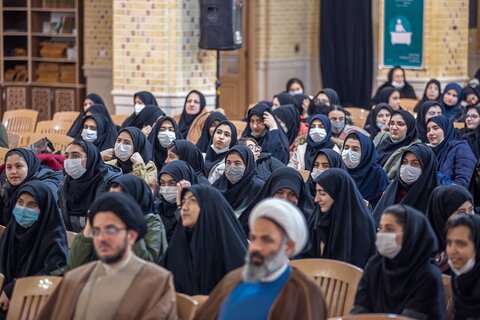 تصاویر / همایش استانی دختران انقلاب از سوی دفتر نماینده ولی فقیه در استان قزوین