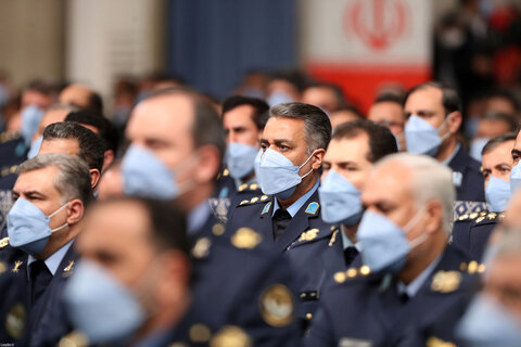 تصاویر/ دیدار جمعی از فرماندهان و کارکنان نیروی هوایی و نیروی پدافند هوایی ارتش با رهبر معظم انقلاب