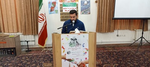 تصاویر/ جلسه تبیین گام دوم انقلاب در مدرسه علمیه طالبیه تبریز