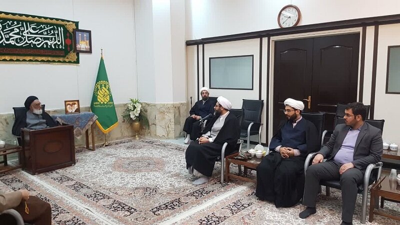 حفظ کیان زن و خانواده از وظایف سنگین حوزههای علمیه خواهران است/ نقش تأثیرگذار طلاب خواهر در عرصه های مختلف اجتماعی و حوادث غیرمترقبه