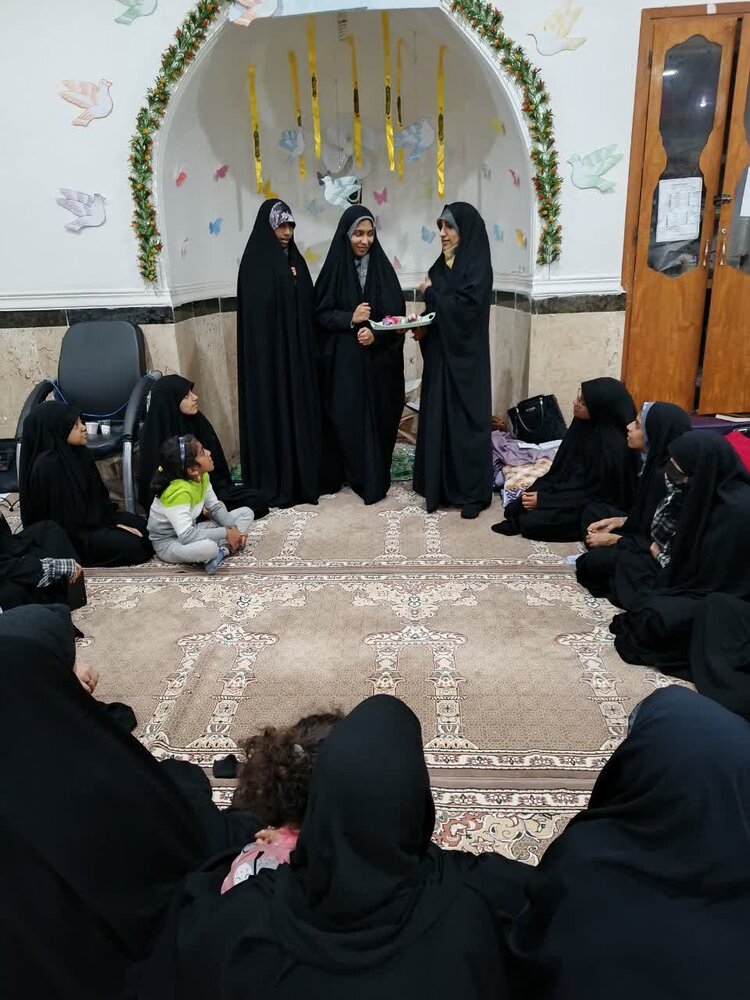 فعالیتهای فرهنگی طلاب خواهر مدرسه علمیه کوثر بندرلنگه در مراسم معنوی اعتکاف