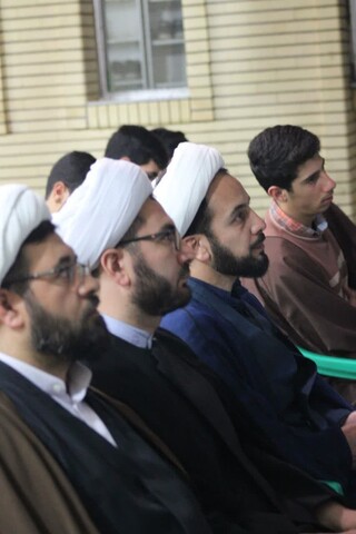 تصاویر/  برگزاری کرسی آزاد اندیشی در مدرسه علمیه تکاب