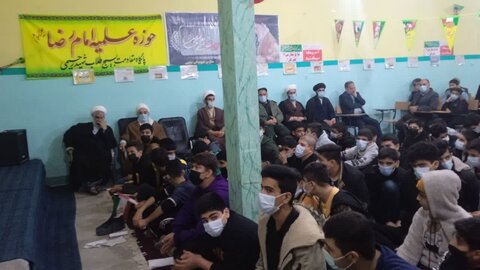 برگزاری جشن انقلاب  اسلامی با حضور مردم و طلاب و روحانیون پلدختر