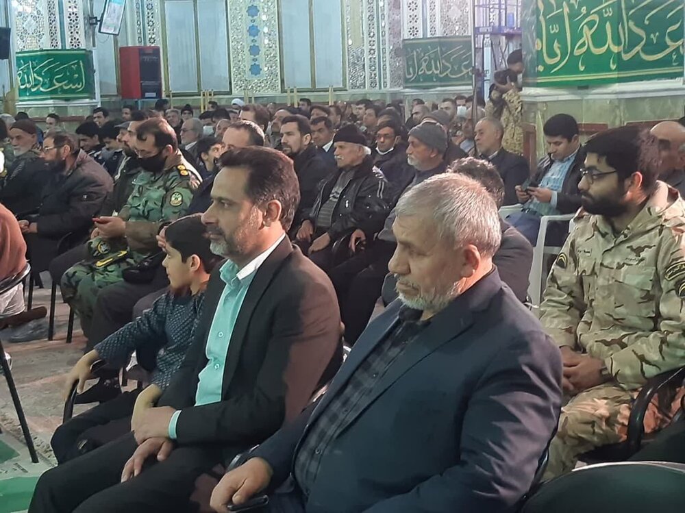 محفل انس با قرآن در آستان مقدس هلال بن علی (ع) آران وبیدگل برگزار شد+عکس