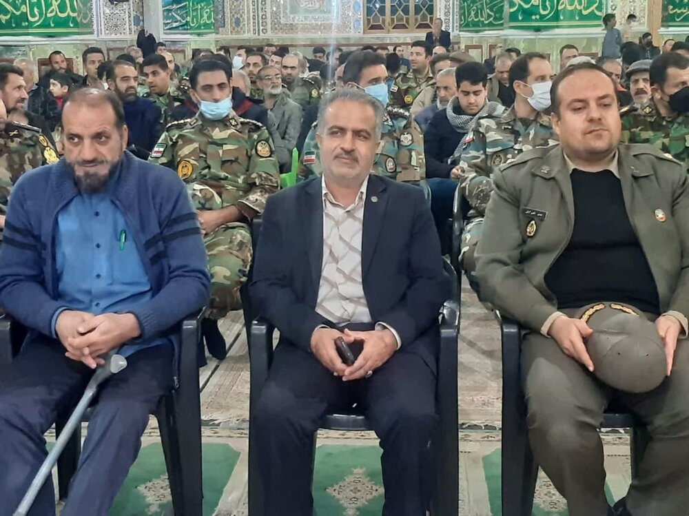 محفل انس با قرآن در آستان مقدس هلال بن علی (ع) آران وبیدگل برگزار شد+عکس