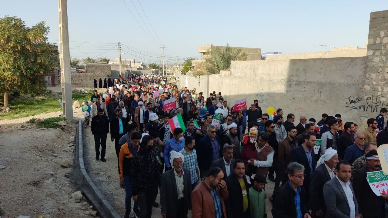 تصاویر/ راهپیمایی ۲۲ بهمن ۱۴۰۱ در دوراهک استان بوشهر