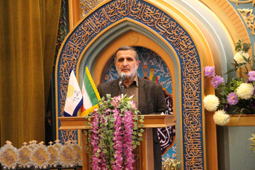 پیام ۲۲ بهمن ایستادگی ۴۴ ساله مردم مقاوم پای انقلاب اسلامی است