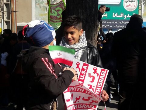 حضور پرشور بروجرد در راهپیمایی یوم الله ۲۲بهمن