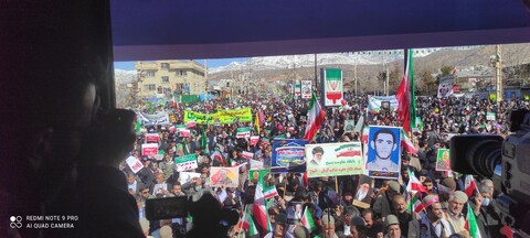 حضور پرصلابت و گسترده مردم یاسوج در راهپیمایی ۲۲ بهمن