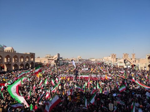 حضور پرشور مردم دارالعباده یزد در راهپیمایی 22 بهمن