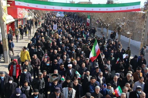 تصاویر/ حضور پرشور مردم شهرستان تکاب در راهپیمایی روز 22 بهمن