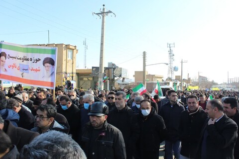 تصاویر/ حضور پرشور مردم اشنویه در راهپیمایی 22 بهمن
