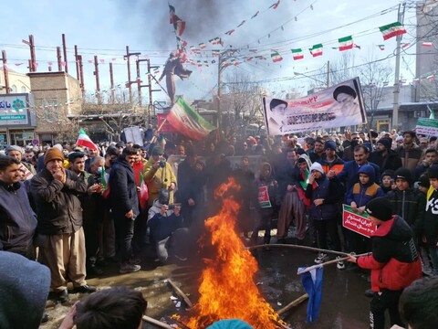 تصاویر/ راهپیمایی 22 بهمن در شهرستان سردشت