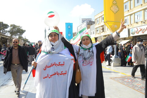 تصاویر/ راهپیمایی مردم قم در ۲۲ بهمن ۱۴۰۱ ( 2)