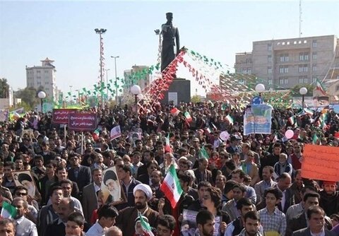 جشن انقلاب در بوشهر