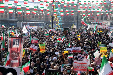 تصاویر / حضور حماسی مردم همدان در چهل و چهارمین سالروز پیروزی انقلاب اسلامی
