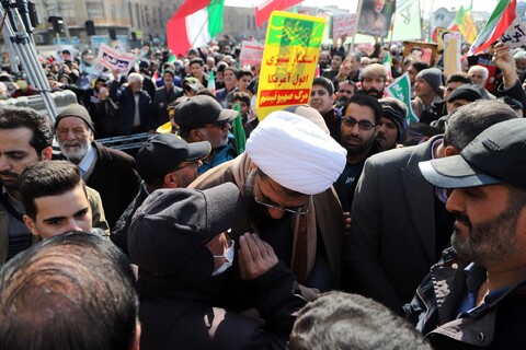 تصاویر / حضور حماسی مردم همدان در چهل و چهارمین سالروز پیروزی انقلاب اسلامی