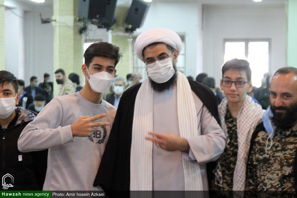 حاشیه پررنگتر از متن در مراسم ۲۲ بهمن همدان