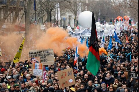 تظاهرات میلیونی علیه مکرون در فرانسه