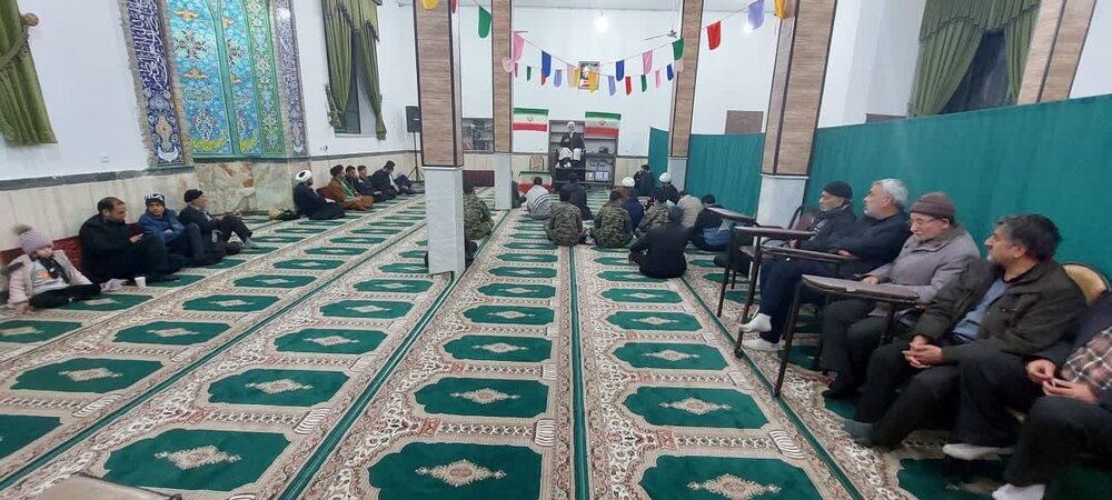 دوره طرح مطالعاتی منظومه اندیشه رهبری در حوزه علمیه کاشان برگزار شد+عکس