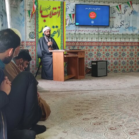 اجرای طرح خوانش بیانیه گام دوم انقلاب در مدرسه علمیه امام صادق(ع)ازنا