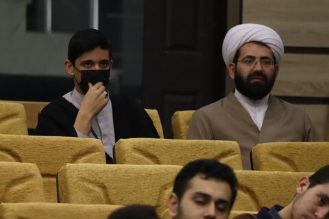تصاویر/ نشست خوانش بیانیه گام دوم انقلاب اسلامی در مدرسه علمیه امام خامنه ای (ره) ارومیه
