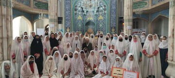 تصاویر/ نشست صمیمی امام جمعه نقده با دانش آموزان