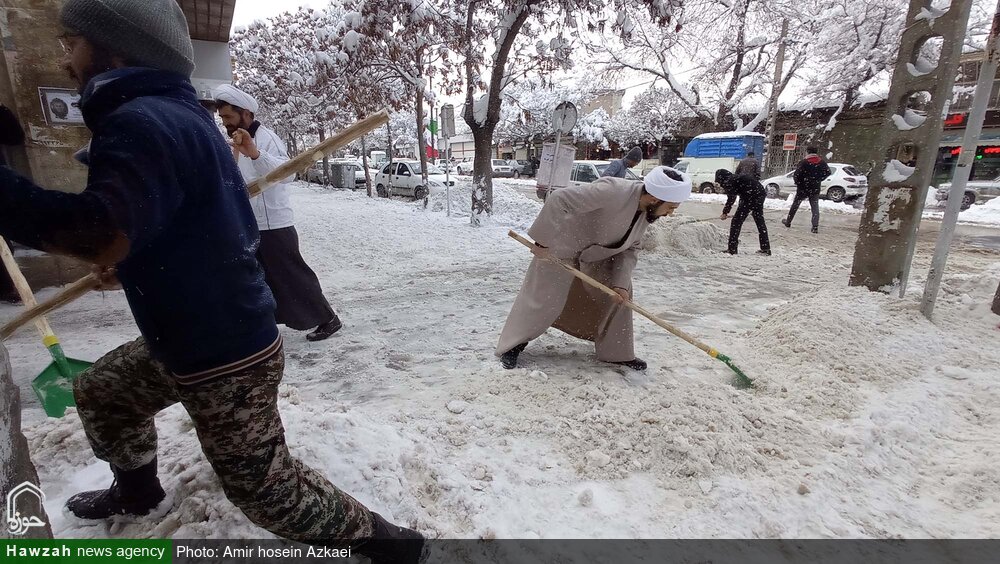 طلاب جهادی همدان برای خدمت به مردم بسیج شدند + عکس